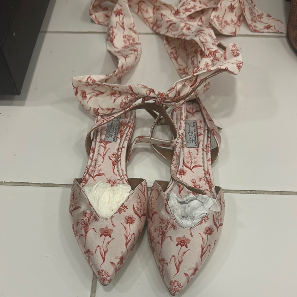 Floral Lace-Up Women's Shoes. Tabitha Simmons/johanna Ortiz collaboration